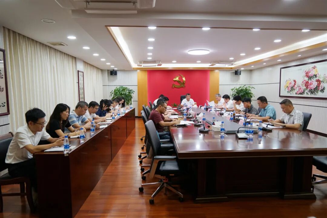 錨定高質量發(fā)展 攻堅克難抓落實！南頭鎮(zhèn)召開經(jīng)濟分析會